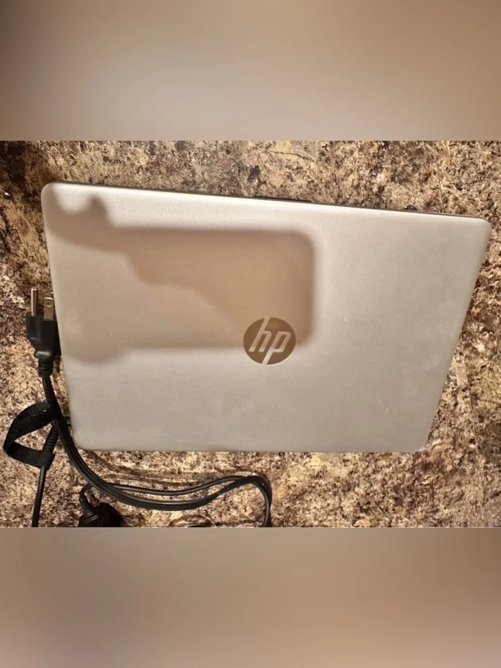HP 14” Laptop Intel Core i3 4GB RAM 128GB SSD Windows 11 + Charger
